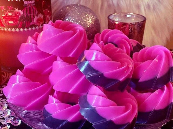 Pink Ice Mini Bundt Cakes - Scandal Candles Co.